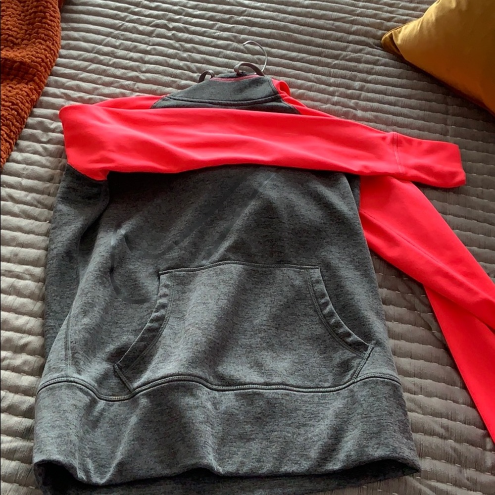 Worn once Nike sweatshirt